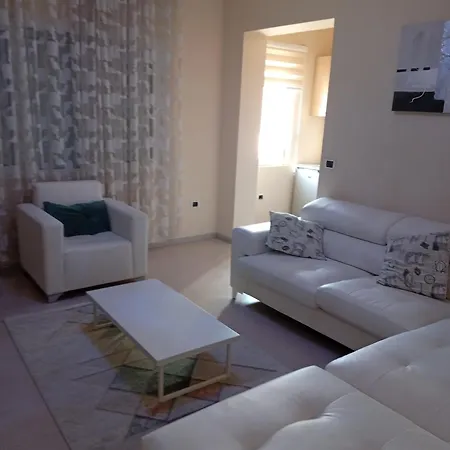 Apartman New 9 *